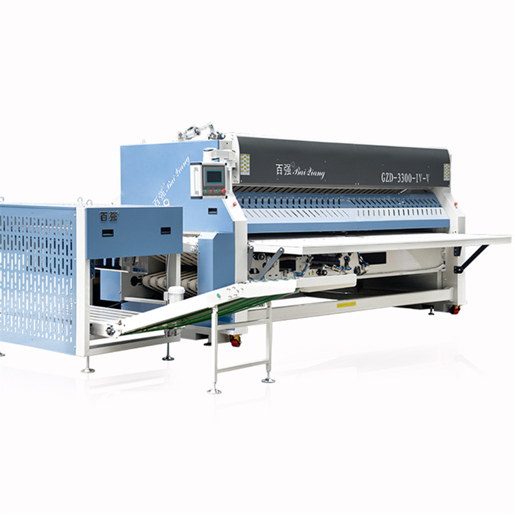 百強布草高速折疊機(jī)